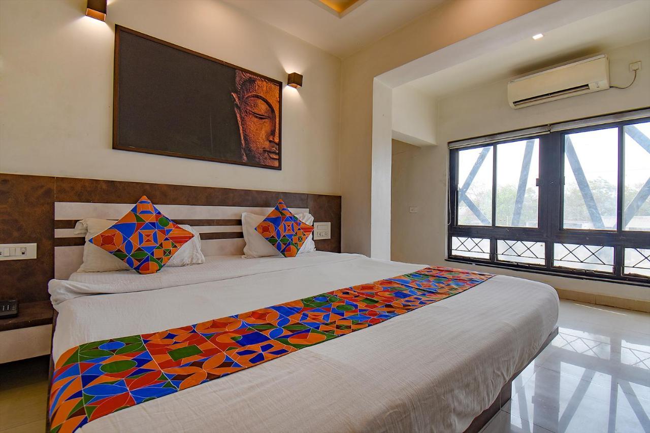 Fabhotel Royce Studio Apartments - Nr Pune International Airport Εξωτερικό φωτογραφία